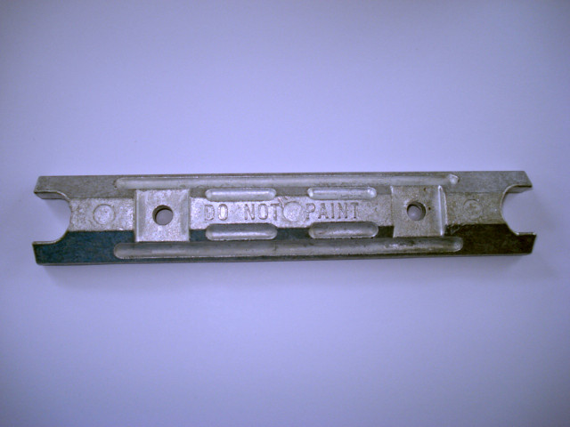 Yamaha Anode (bracket)